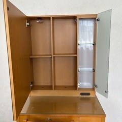 ドレッサー（椅子、収納、照明、コンセント付き）の画像