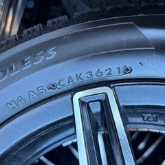 ブリヂストンタイヤホイールセットの画像