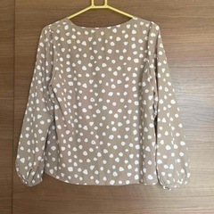 トップスの画像