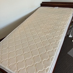 シングルベッドの画像