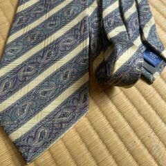 自宅（足立区）引き取りでお願い致します。Gianni Accardi　ネクタイの画像