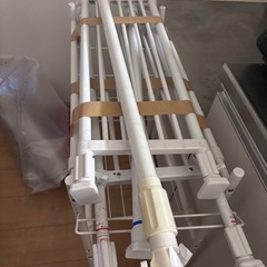 突っ張り棚つっぱり棒の画像