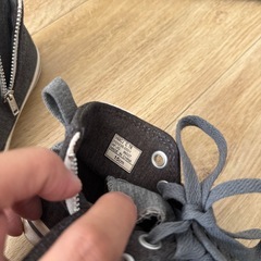 VANSのキッズシューズの画像