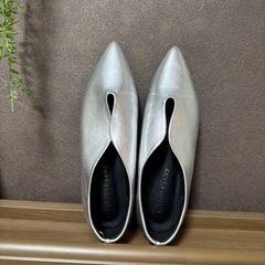 【美品】シルバーパンプス　38(24cm相当)の画像