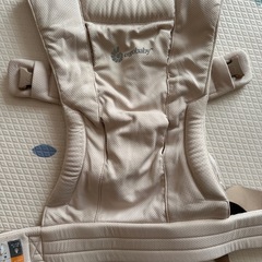 エルゴ エンブレース ソフトエア 抱っこひもの画像