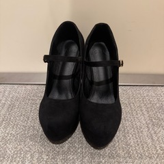 【美品】厚底パンプス　黒　23.5の画像