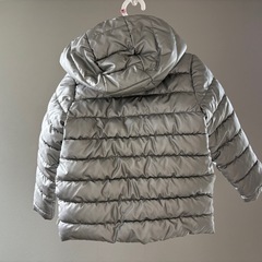 OKAIDI OBAIBI シルバー中綿ブルゾン　23m 86cmの画像