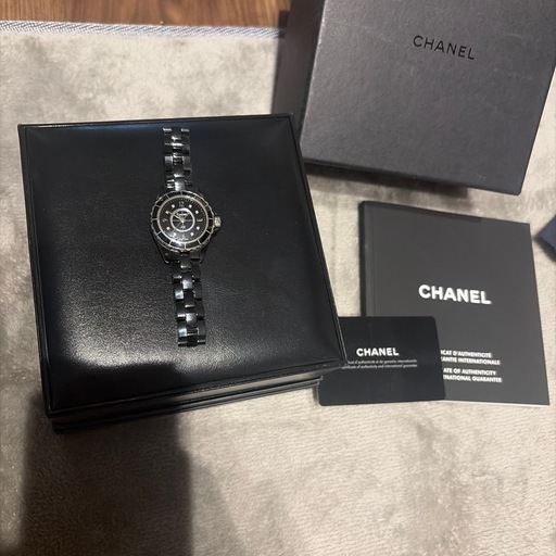 腕時計 CHANEL J12 29mm