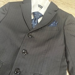 フォーマルスーツ　110cmの画像