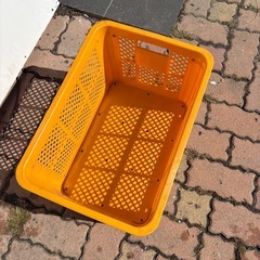 プラスチックコンテナ　４セットの画像