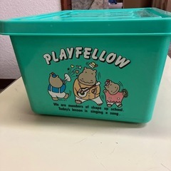 蓋付き収納ケースの画像