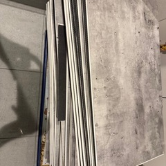 crick euca フロアタイル 約50枚(6畳程度分)の画像