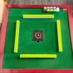 全自動麻雀卓の画像