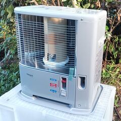 ★未使用!!お届け可!!★ Nissei 石油ストーブ NCH-S24F バイオレットグレーの画像