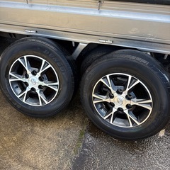 ハイエース純正ホイール
の画像