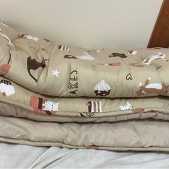 ☺️ 敷布団 S  100✖️210cm
    ベージュに猫柄の画像
