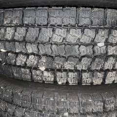 バリ溝 8分山 以上★TOYOTA★M919スタッドレス★225/90R17.5★ホイールセット6穴
の画像