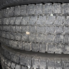 バリ溝 8分山 以上★TOYOTA★M919スタッドレス★225/90R17.5★ホイールセット6穴
の画像