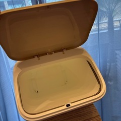 スタンドダストボックス　ゴミ箱の画像