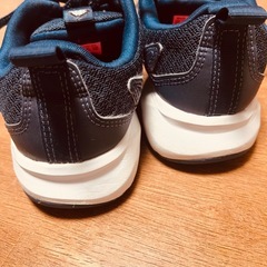 adidas キッズ　19の画像