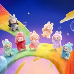 正規品 ポップマート ラブブ エナジー BigintotheEnergy 
　新品未開封 POPMART  限定6箱まで  の画像