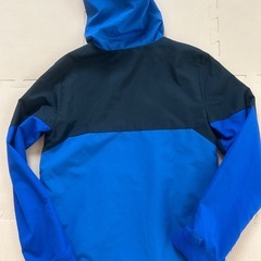 アンダーアーマ　140の画像