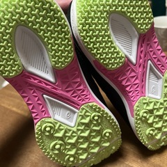 新品タグ付きasics キッズ　20の画像