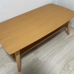 リビングテーブルの画像