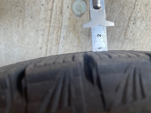 ブリザックVRX3(215/65R16)中古品、ホイール中古品セット
