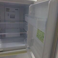 シャープ冷蔵庫ホワイトの画像