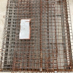 値下げ★鉄製ワイヤーメッシュカゴの画像