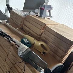 掃除機3台の画像