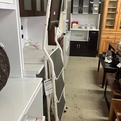 ロ 2510ー688 折りたたみ式 3段ステップラダー 脚立 キズ 汚れありの画像