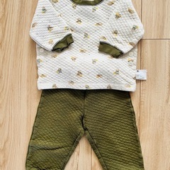 キルトパジャマ　80〜90サイズの画像