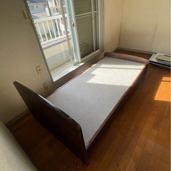 シングルベッドフレームの画像