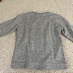 グレー　カットソー　120の画像