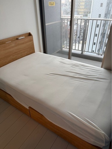 ニトリ　コンセント付きセミダブルベッドフレーム　nスリープマットレスセット