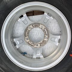 新品スタッドレスタイヤ4本セット　ジムニーJB64 用の画像