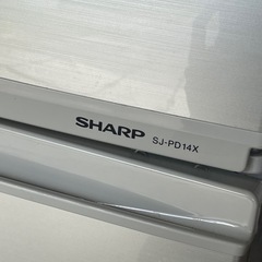 シャープ 冷蔵庫 の画像