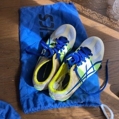 未使用陸上用アシックススパイク23.0の画像