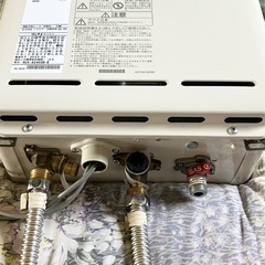  【RUX-A2400B-E】リンナイ ガス給湯器   屋外式・PS PS後方排気型 給湯・給水接続の画像
