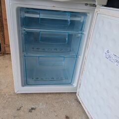 冷蔵庫　あげますの画像