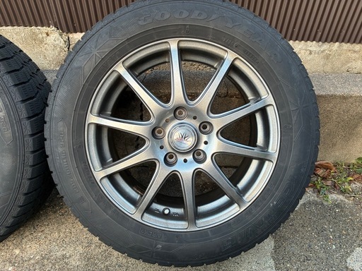 グッドイヤー  スタッドレスタイヤ