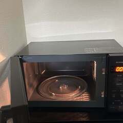 電子レンジ（Iris Ohyama PMG-T179-B／ブラック）の画像