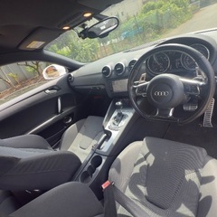 アウディ TT 2.0TFSIの画像