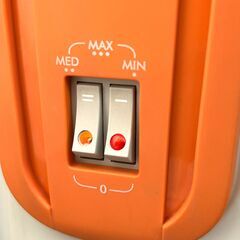 デロンギ オイルヒーター 1200W 8畳 タイマー付き カバー付き H770812EFS-OR サーマルカットフィン8枚 説明書付き 動作確認済み 清掃済み DeLonghiの画像