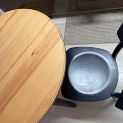 IKEAイケアテーブル&椅子の画像