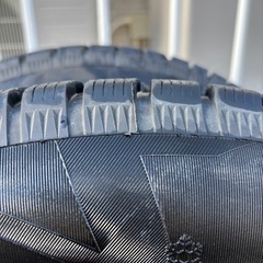 スタッドレスタイヤの画像