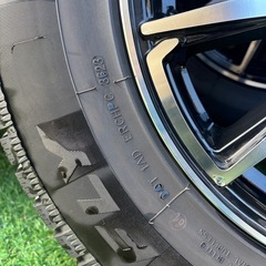 スタッドレスタイヤの画像