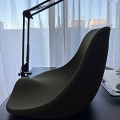 【腰痛/デスクワークに】姿勢矯正クッションの画像